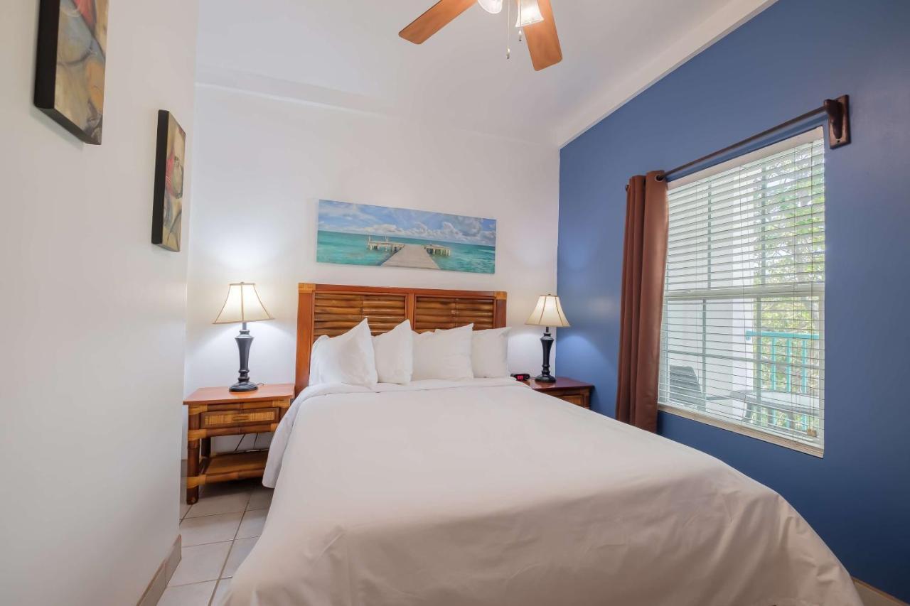Best Western Grand Baymen Gardens San Pedro  Exterior foto