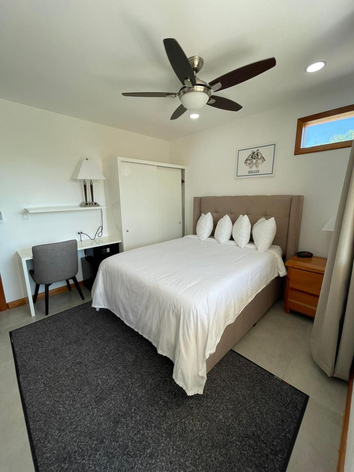 Best Western Grand Baymen Gardens San Pedro  Exterior foto