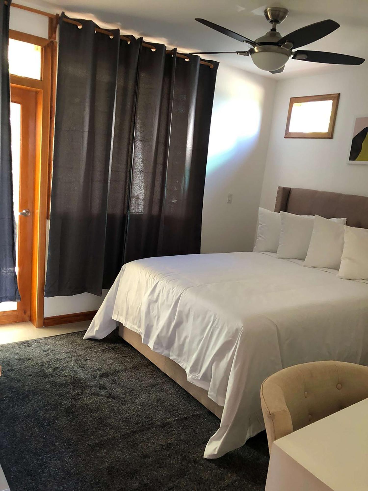 Best Western Grand Baymen Gardens San Pedro  Exterior foto