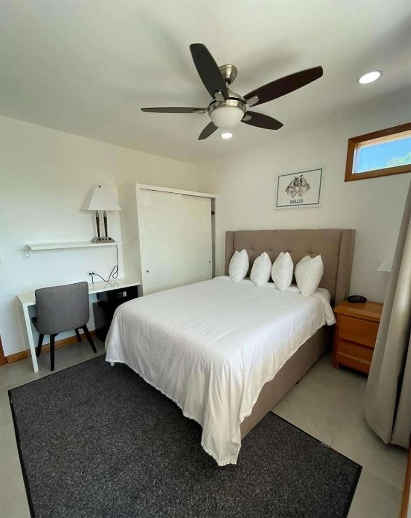 Best Western Grand Baymen Gardens San Pedro  Exterior foto